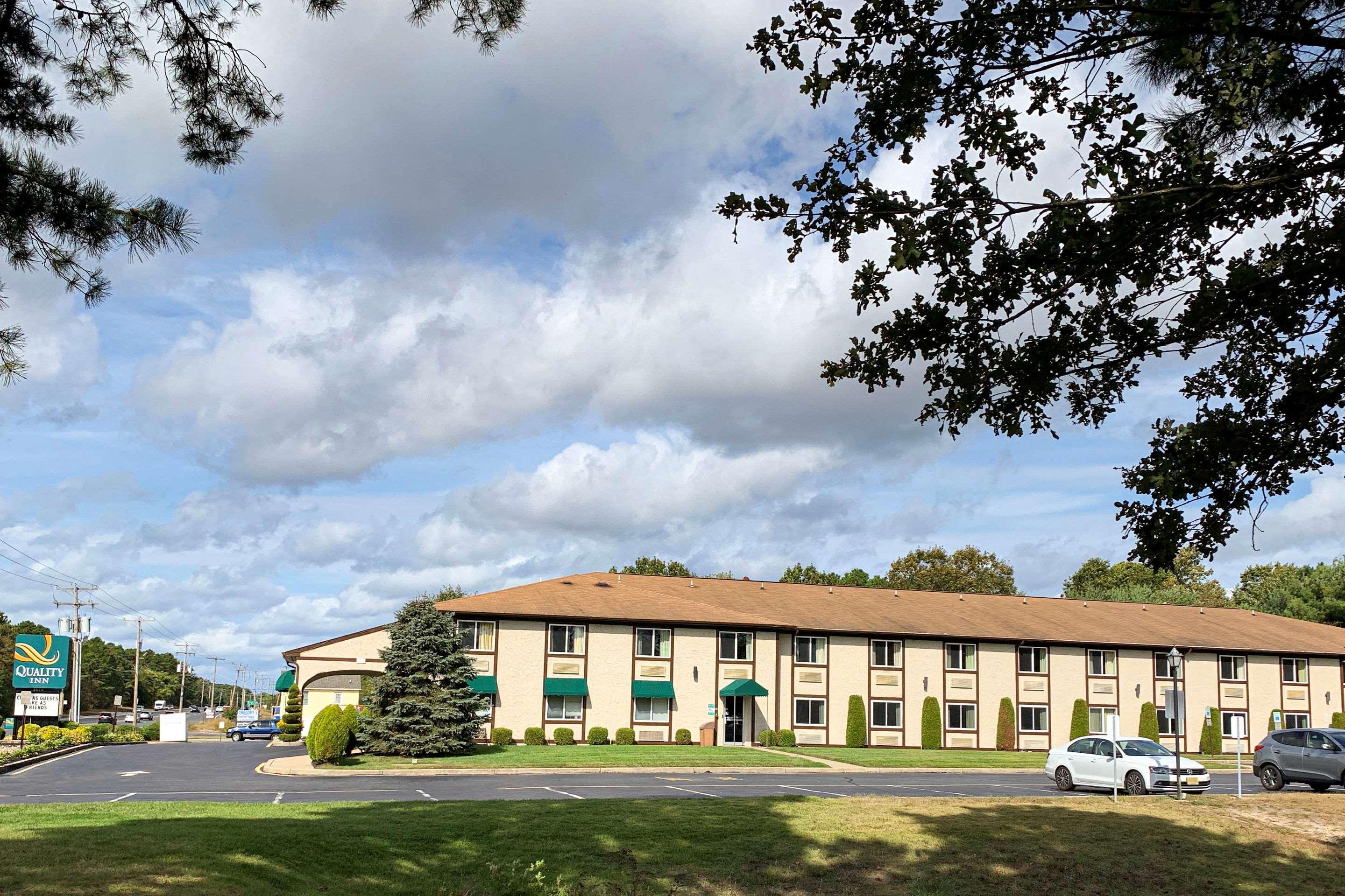 Quality Inn Near Toms River Corporate Park Manchester Township Buitenkant foto