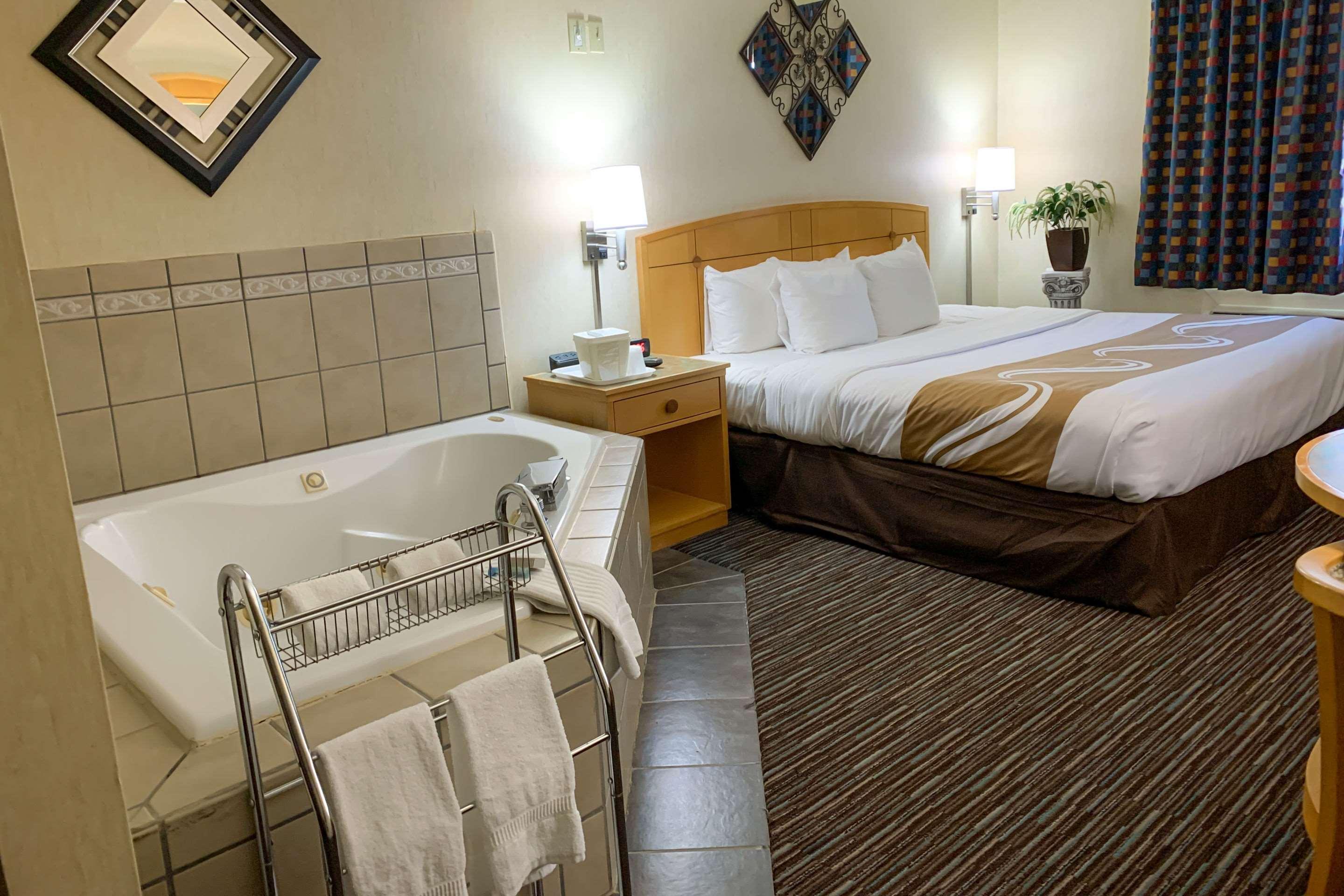 Quality Inn Near Toms River Corporate Park Manchester Township Buitenkant foto